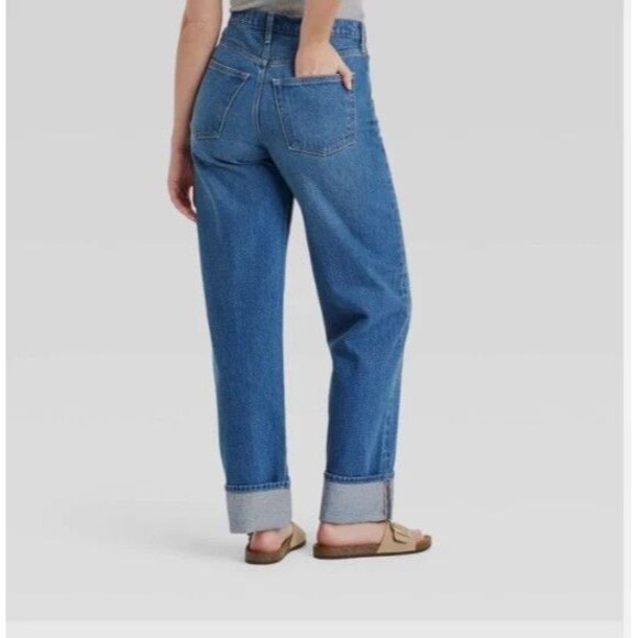 Sold - Picture 3 of 4